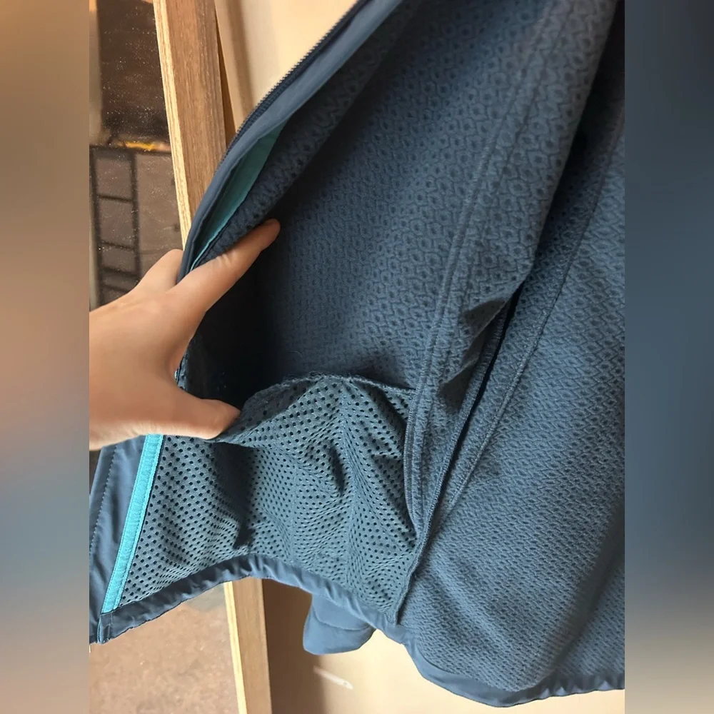 NWOT Women’s Ariat Team Softshell Jacket Deep Petroleum Blue Size M Western - Picture 9 of 15